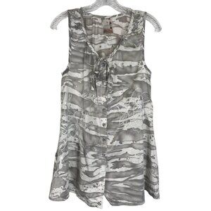 Da Nang Tank top Blouse Womens  Size XS Silk Floral Embroidered Button Down